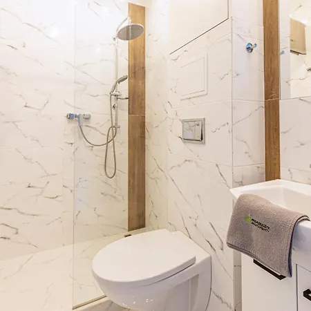 Apartman Andrzejczyk - Kamienica Przy Swietojanskiej Gdynia